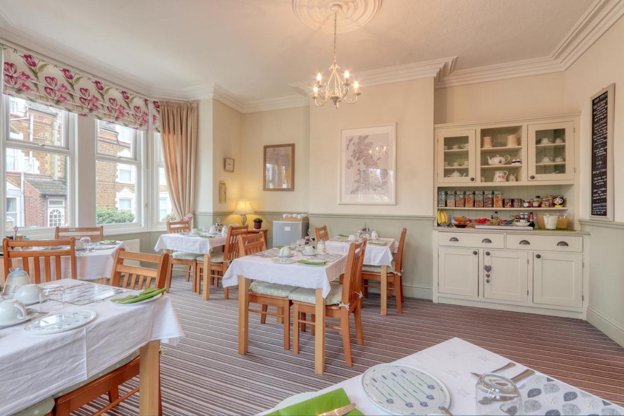 Ellinbrook Guest house 4*