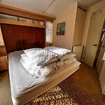Great Caravan For Hire With Pond Views At Manor Park Holiday Park Ref 23228K