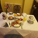 Miramar Guesthouse
