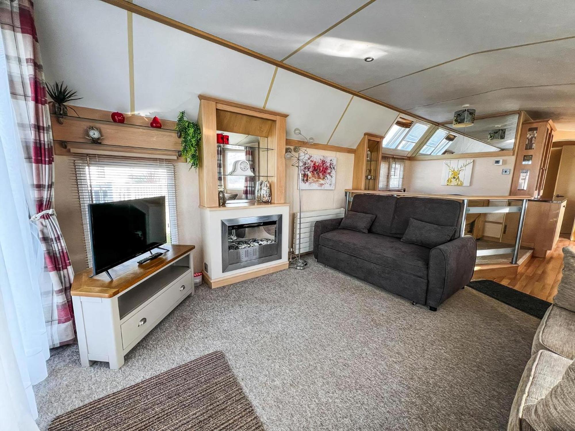 Great Caravan For Hire With Pond Views At Manor Park Holiday Park Ref 23228k Campsite