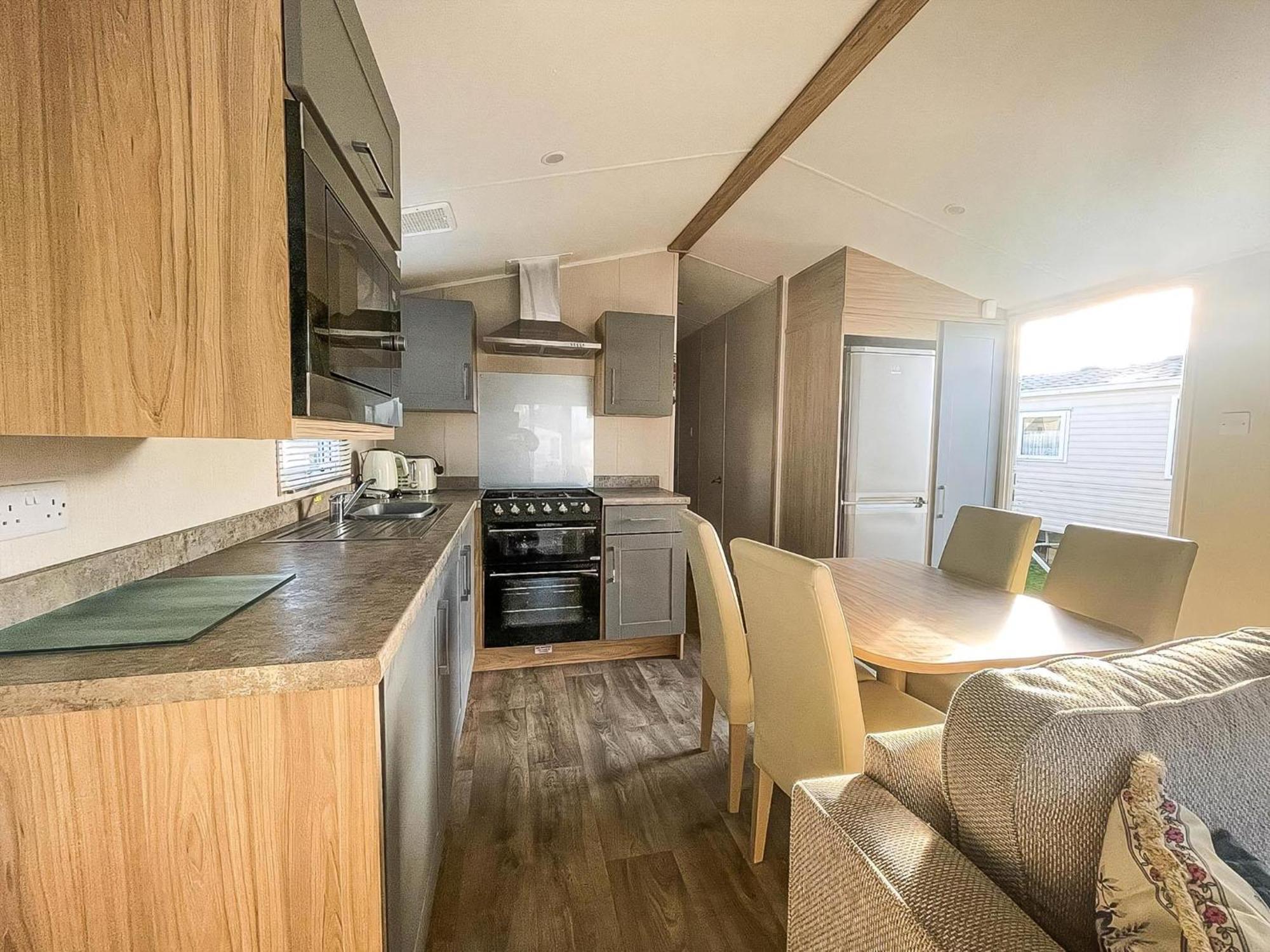 Campsite Stunning Caravan For Hire Nearby In Norfolk Ref 23050s