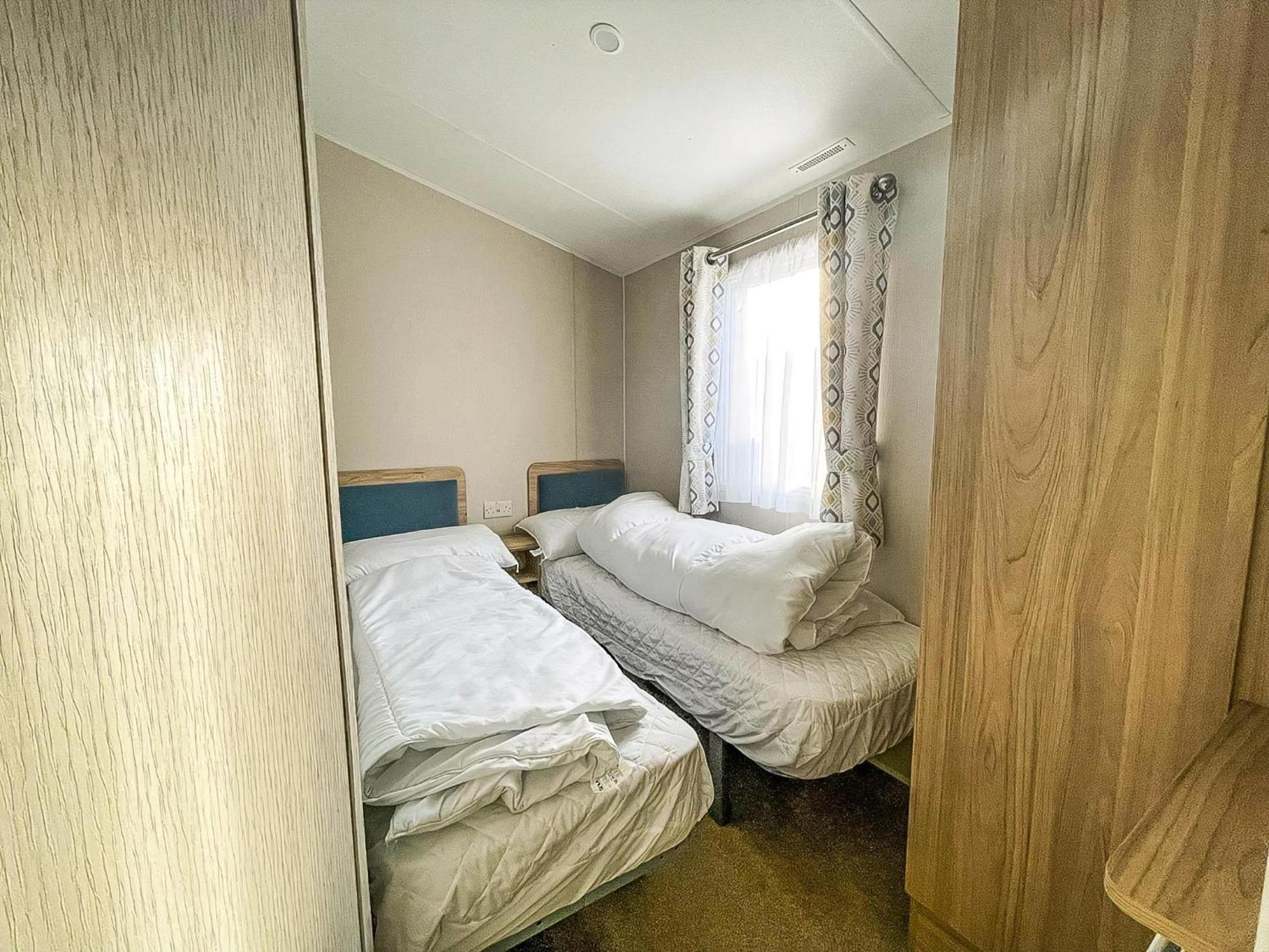 Campsite Stunning Caravan For Hire Nearby In Norfolk Ref 23050s Hunstanton