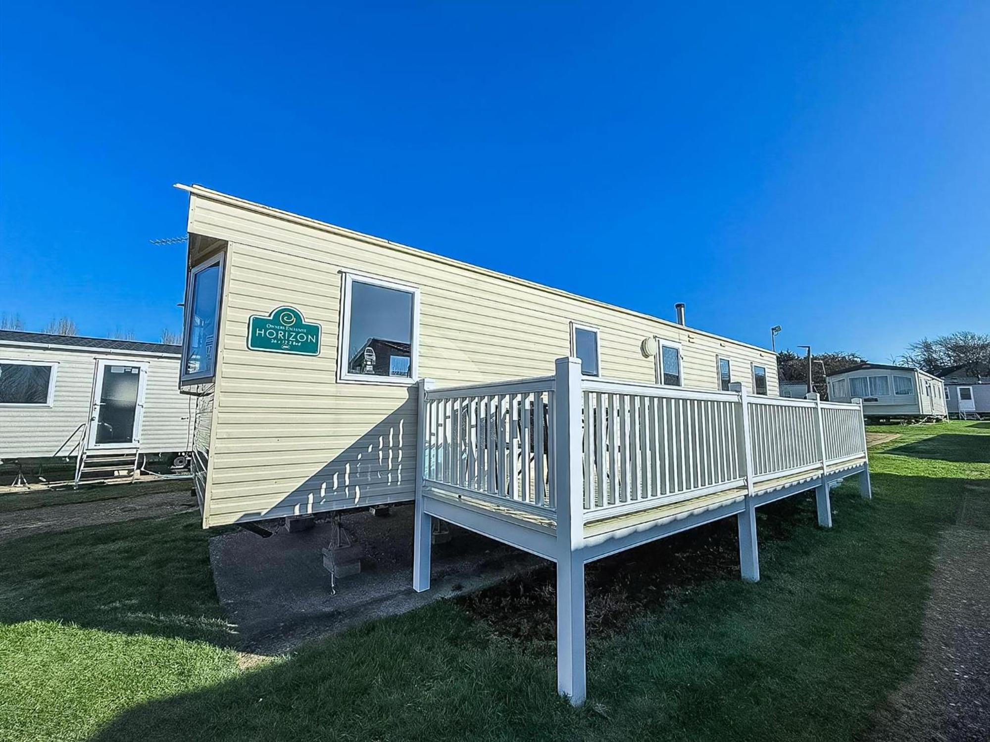 6 Berth Caravan For Hire With Decking At Manor Park In Norfolk Ref 23017s Hunstanton