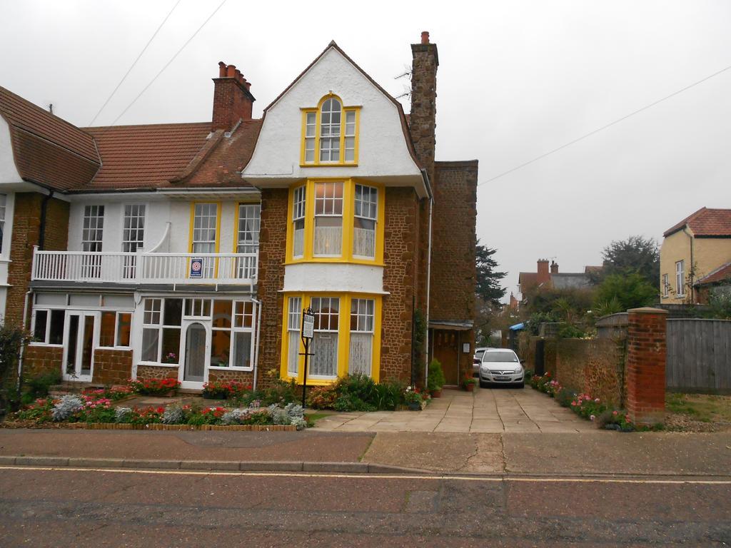 Guest house Miramar