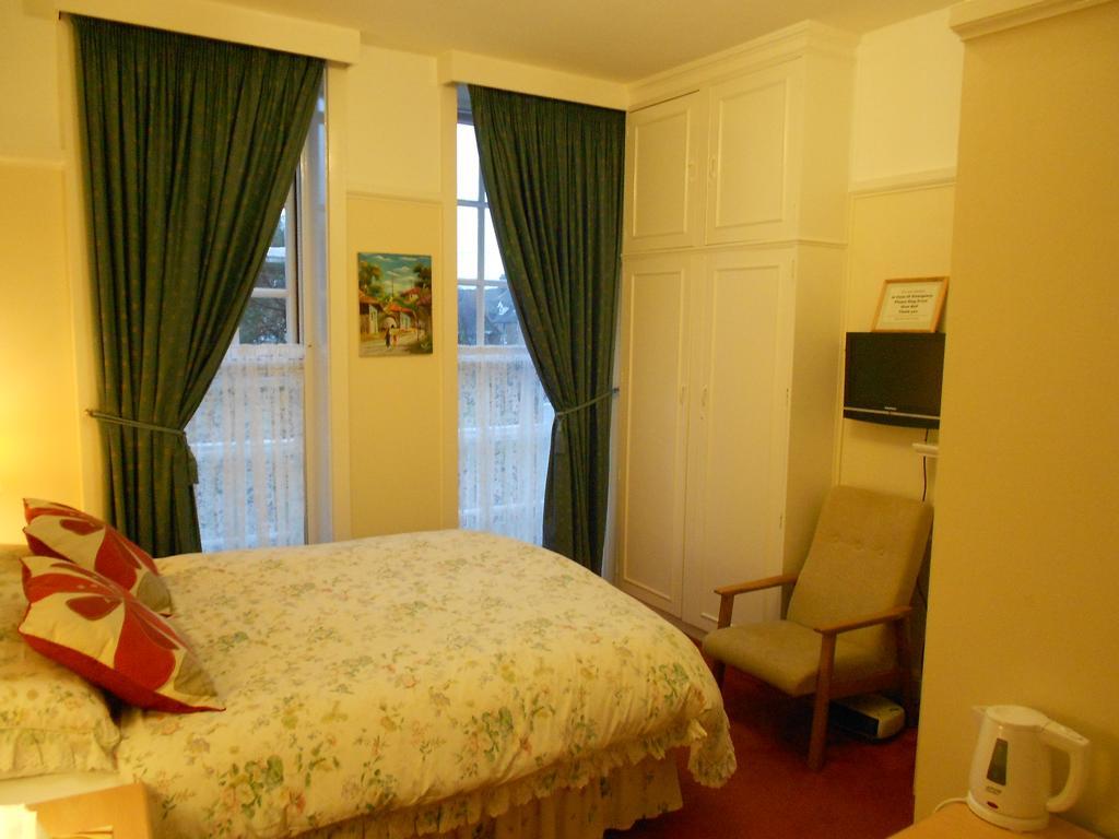 Miramar Guest house